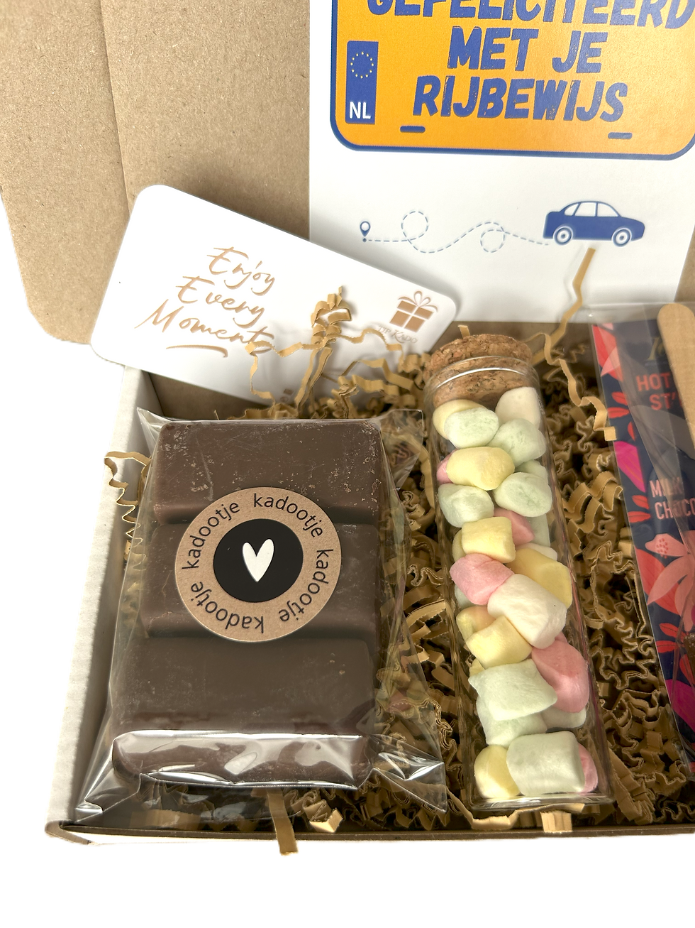 rijbewijs brievenbus cadeau chocolade mini marshamallows gefeliciteerd
