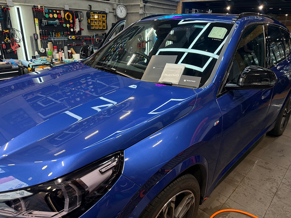 BMW iX1