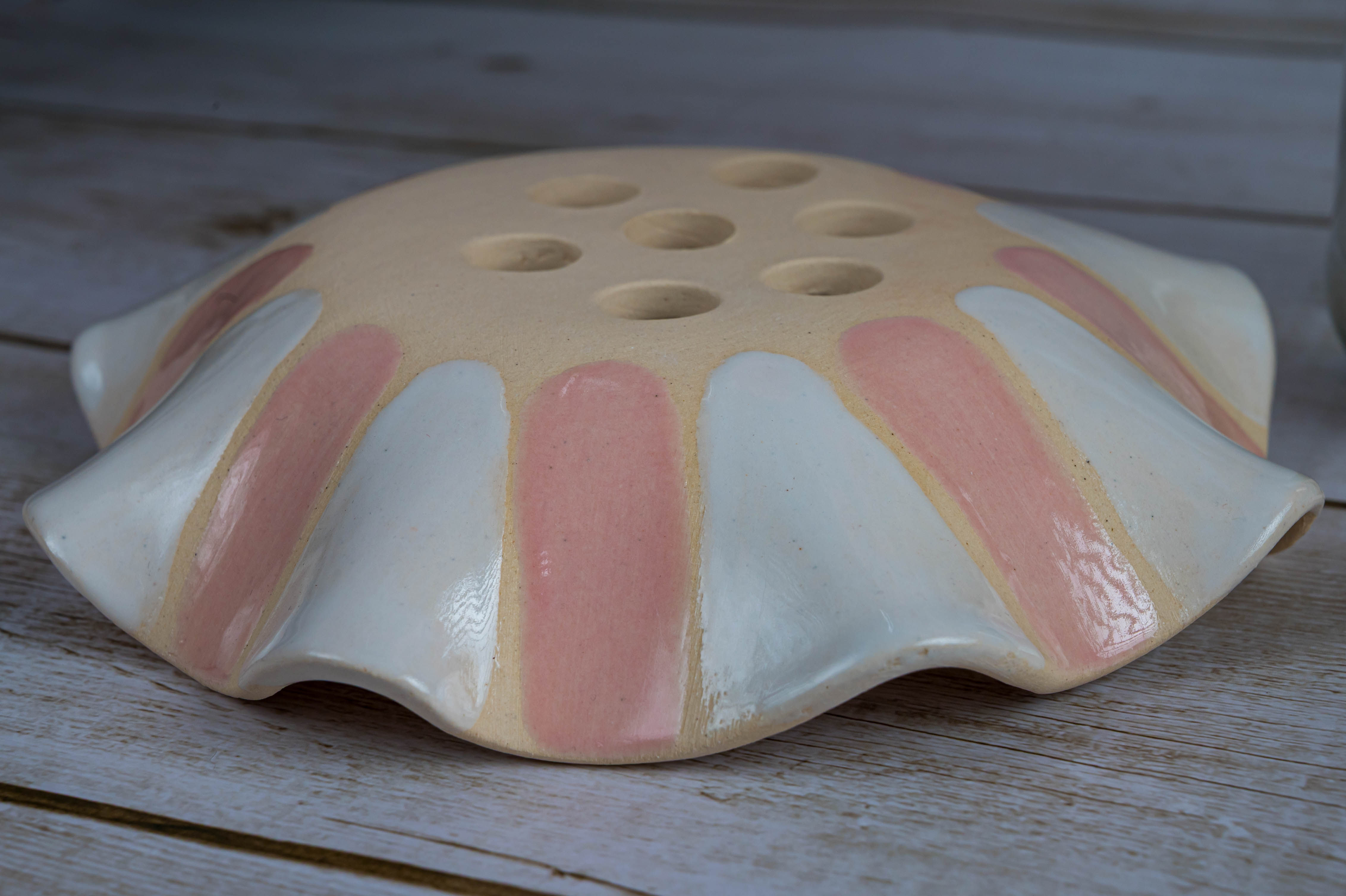 Striped Frog (Pink & White)