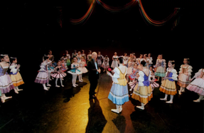 L'esprit du ballet
レスプリ ドゥ バレエ