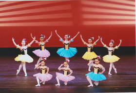 Stars and stripes
Ballet Performance L'esprit du ballet