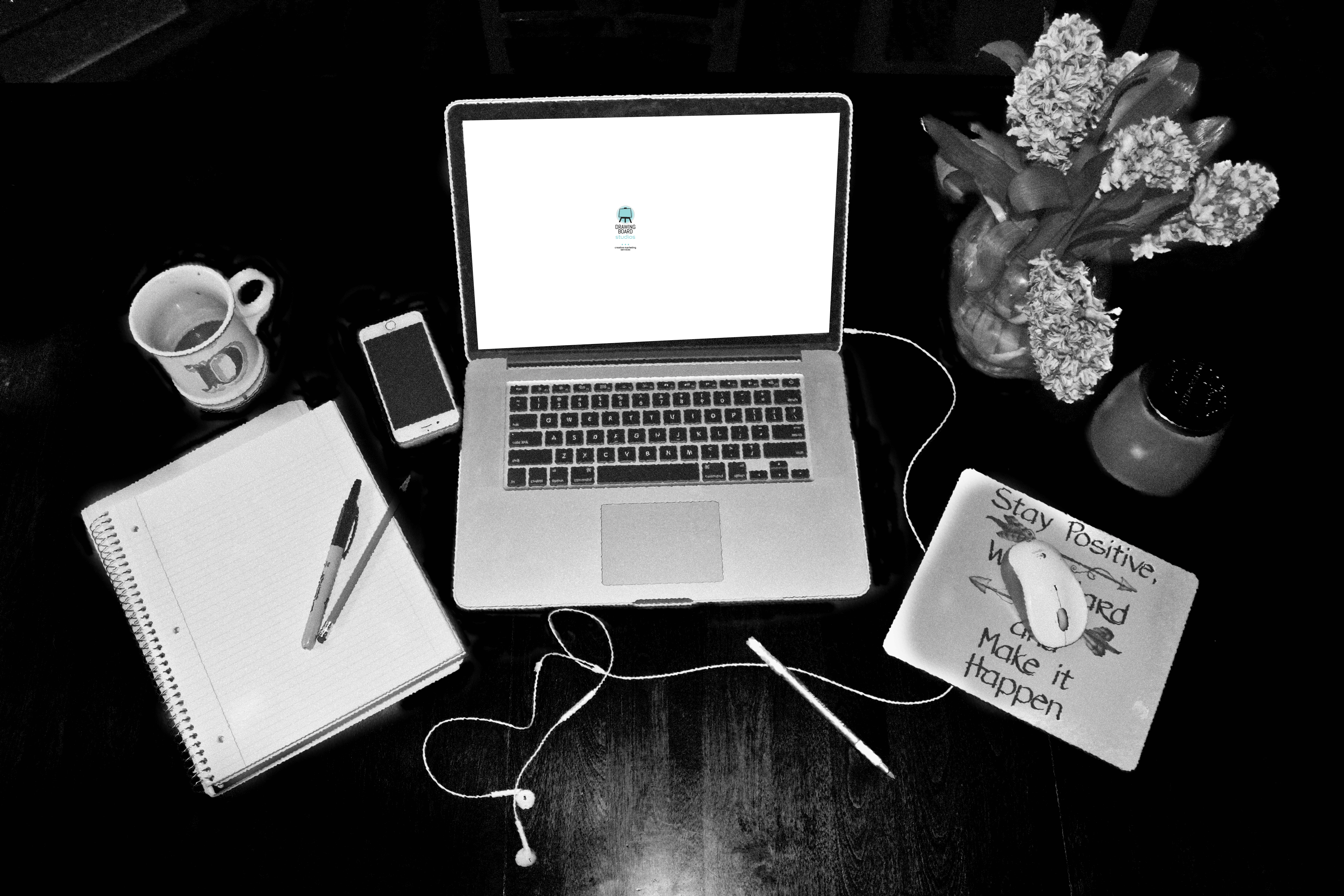 computer-in-color_background-B&W.gif