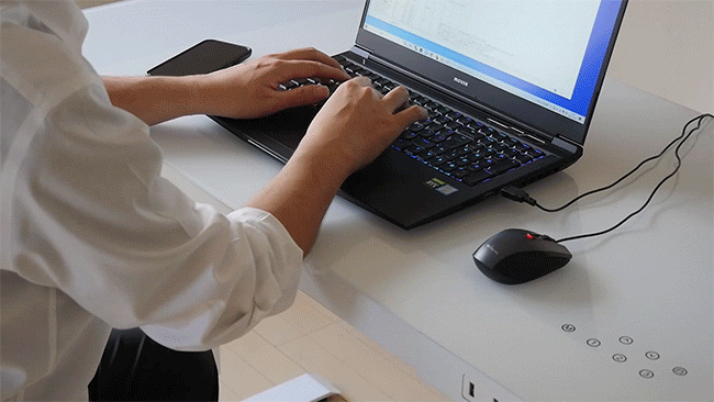 ワイヤレス充電も