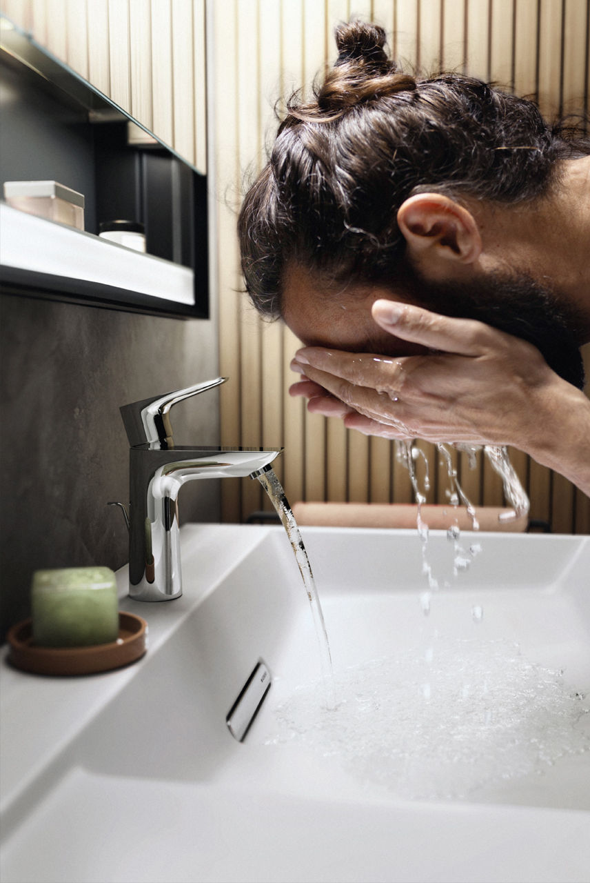 manwash_01a.jpg