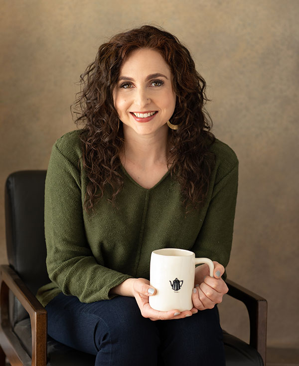 Lynn Davey - Photo.jpg