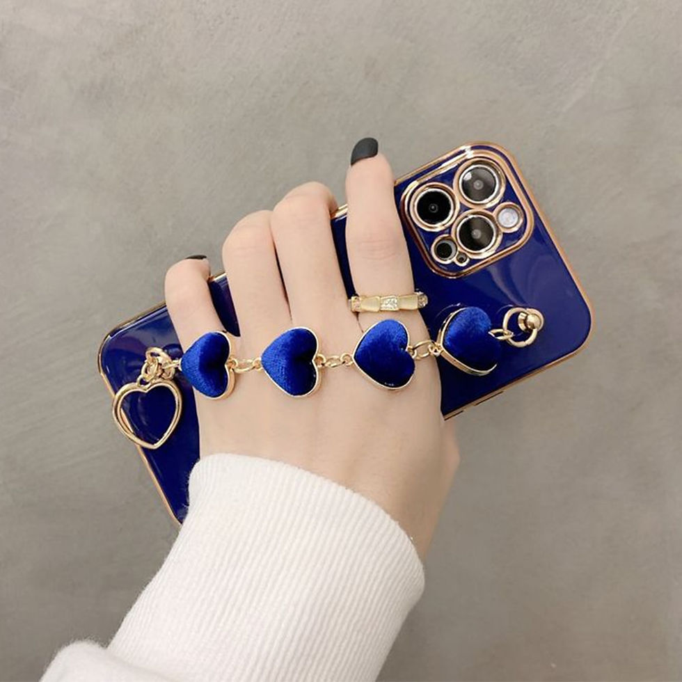 Thumbnail: Love Heart Chain Wrist Bracelet Phone Case For iPhone
