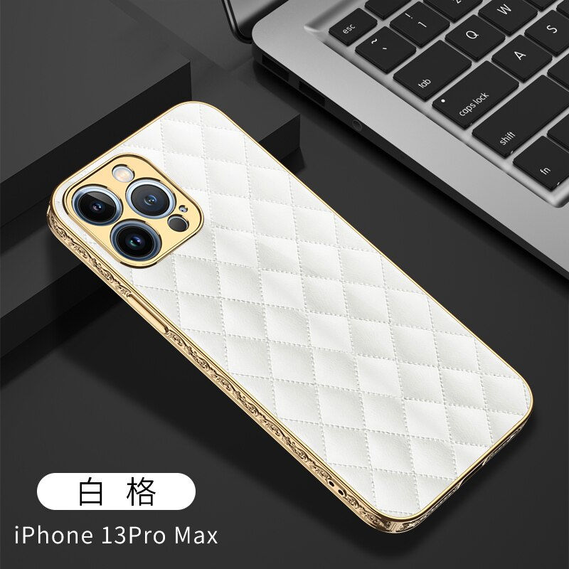Indexkép: Boss Gold Tempered Glass Case For iPhone