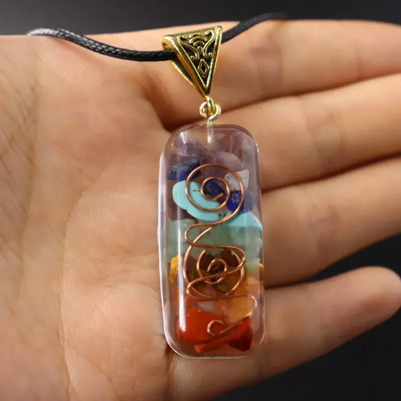 Miniaturebillede: Healing Energy Crystal Pendant Natural Stone