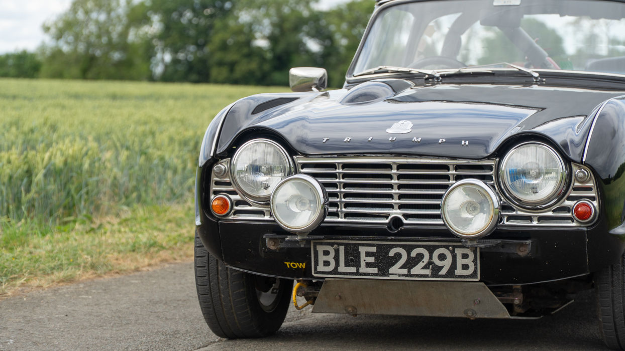 1964-Triumph-TR4-UK-RHD-Black-Historic-Rally-Car-Hardtop-Minilite-Bicester-Heritage-For-Sa.jpeg
