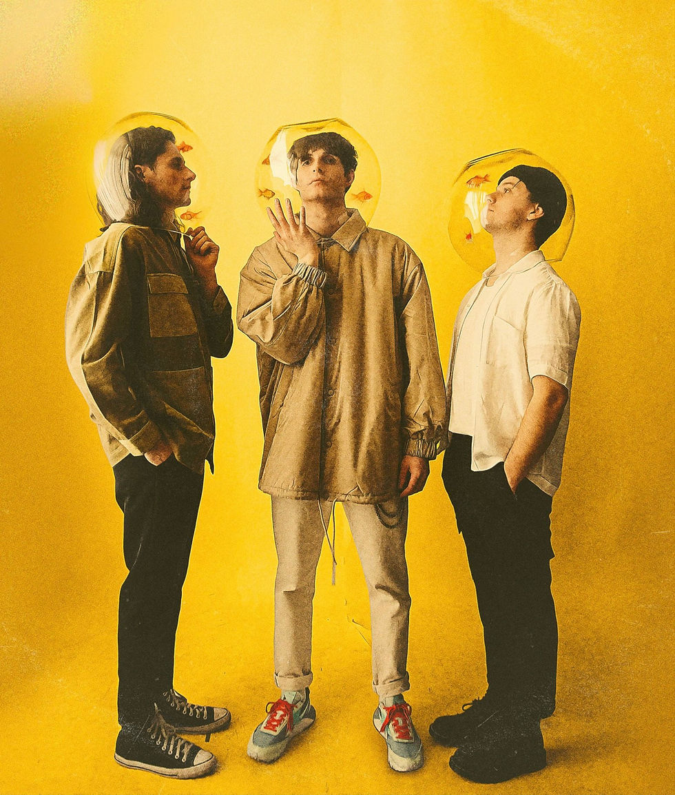 Die britische Band Cassia.