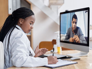 Virtual Assistant vs. In-House Front Desk: What’s Best for Your PT Clinic?