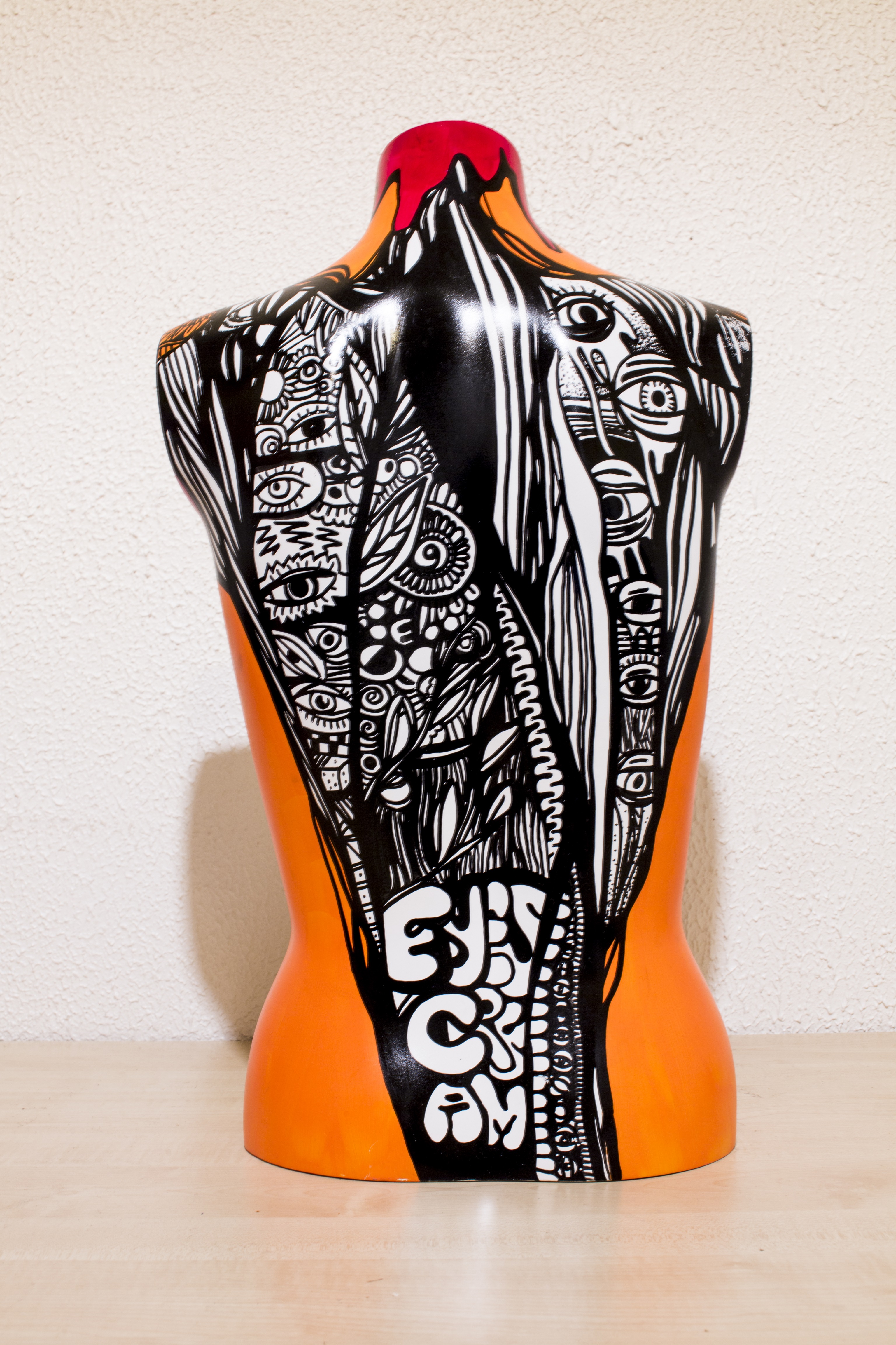 FAMILY BOOBYS "EYES CREAM" H:65CM
