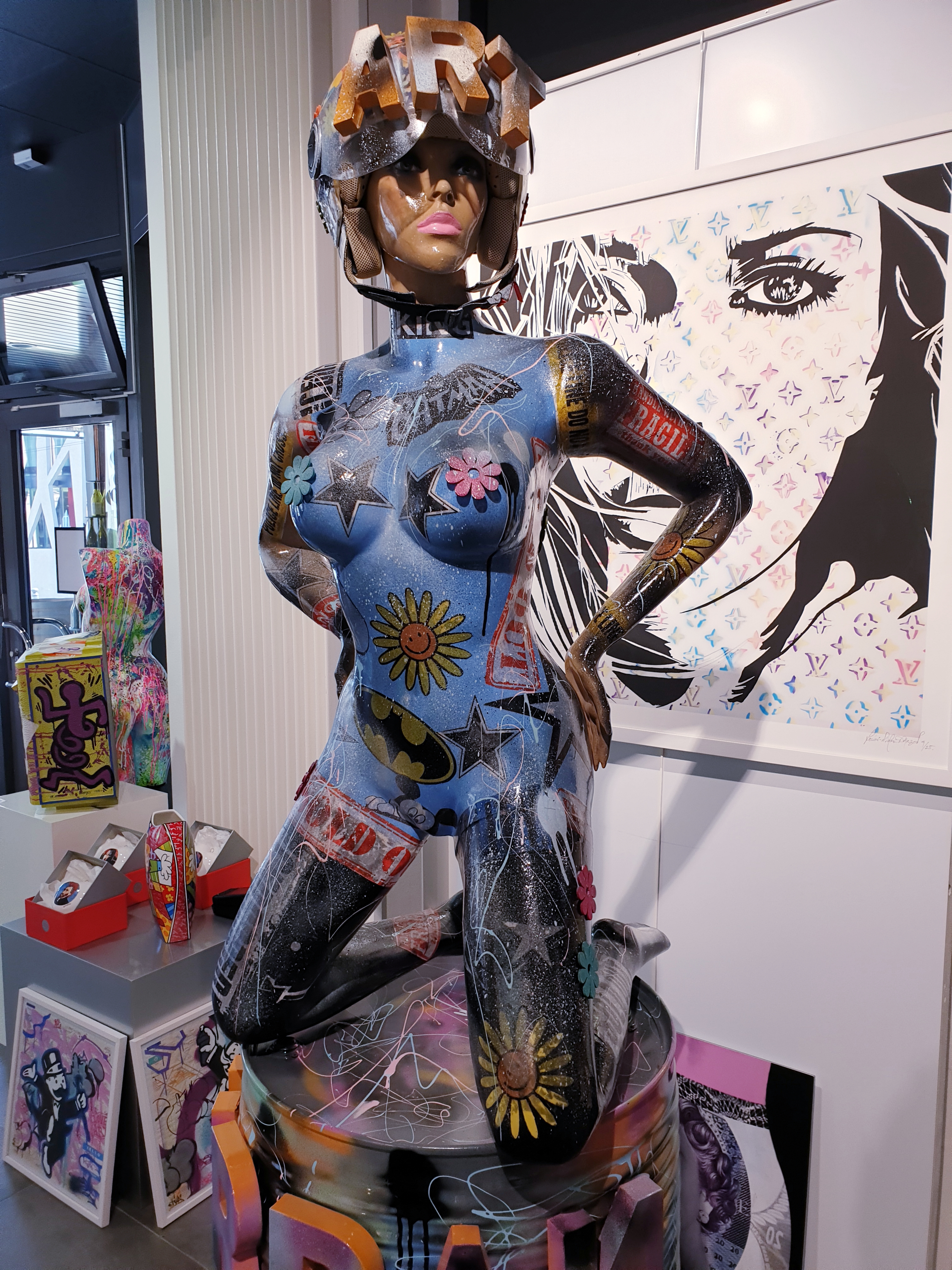 URBAN ART 215X60X60CM