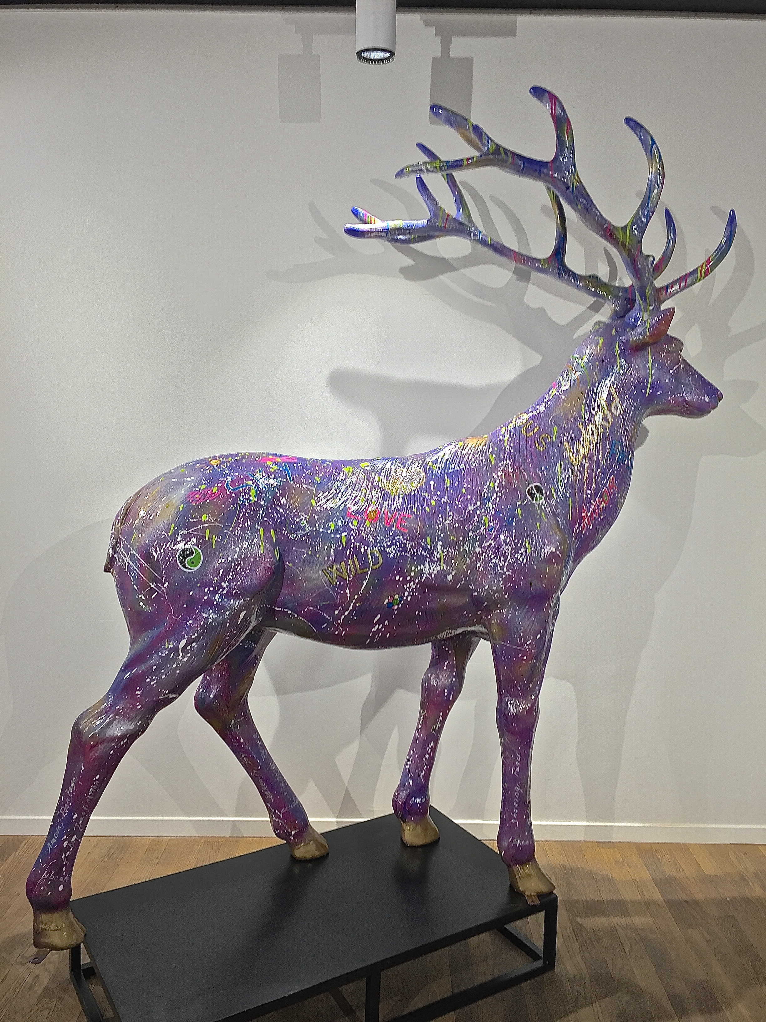 Cerf "Hippie Chic" 204x180x60cm