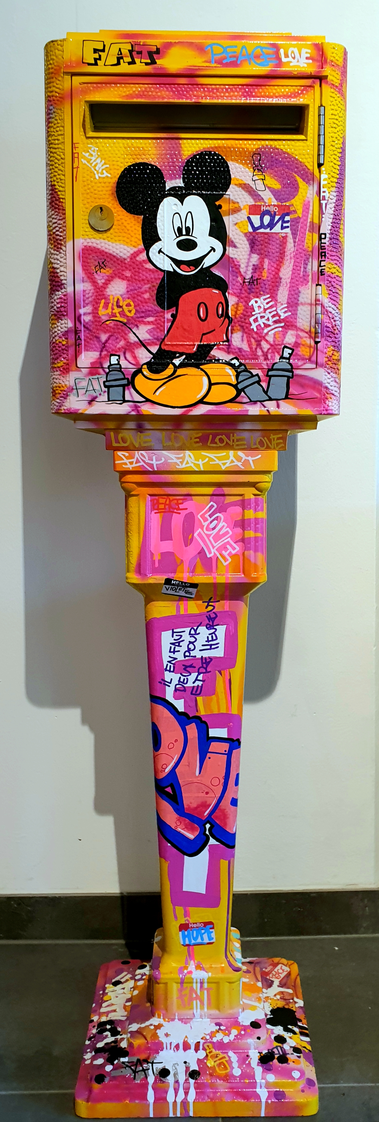BOÎTE AUX LETTRES MICKEY 132X35X31CM
