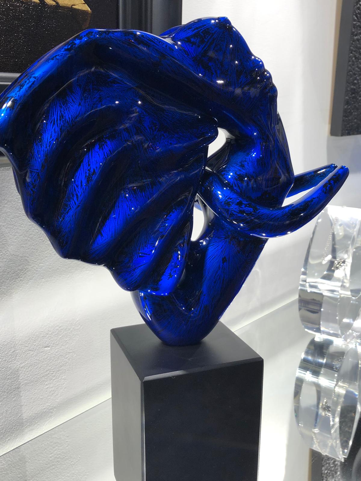 ELEPHANTASME BLEU 41X29X12.5CM.JPG