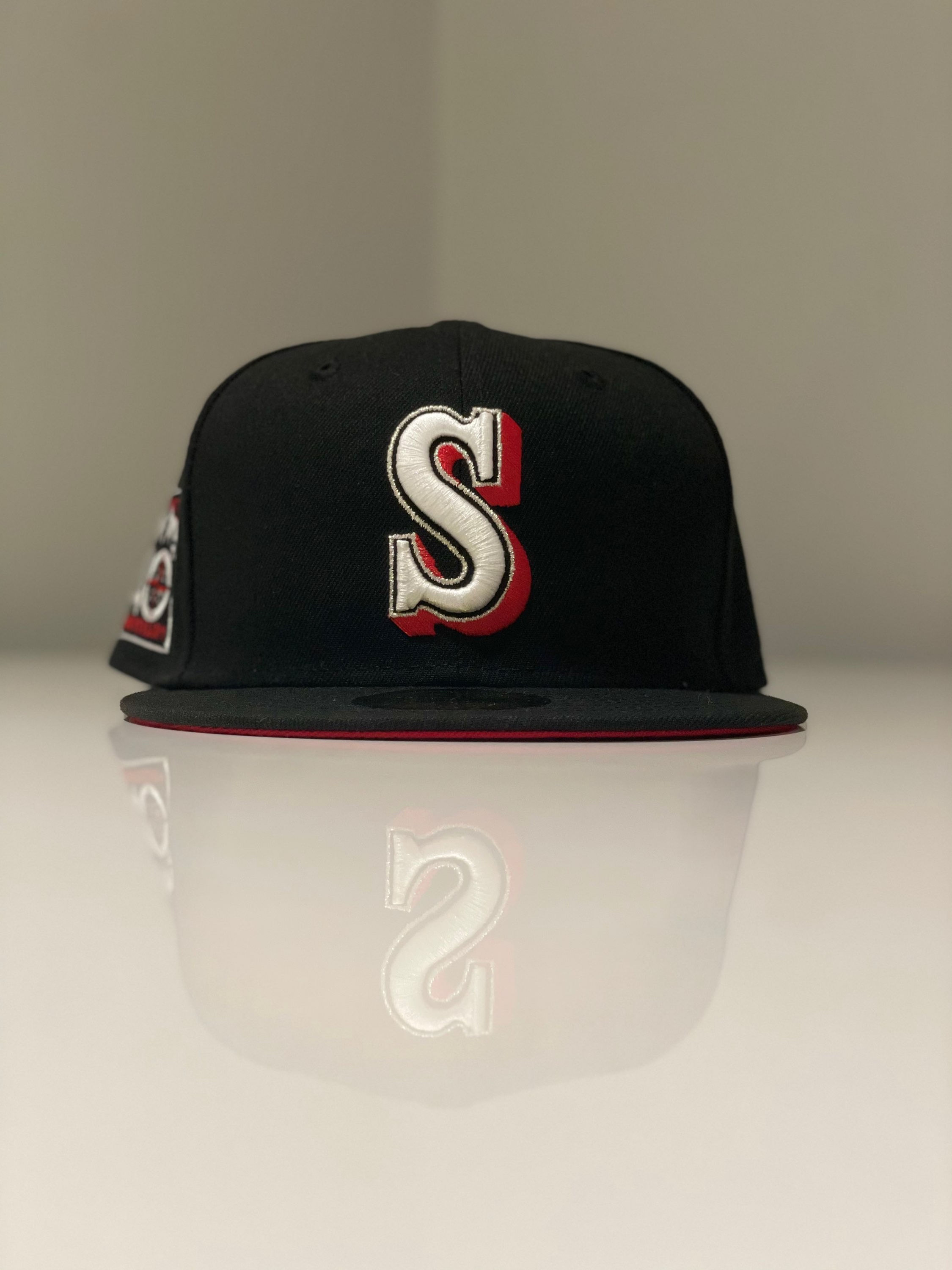 New Era Seattle Mariners 40th Anniversary Black and Red Prime Edition 59Fifty 