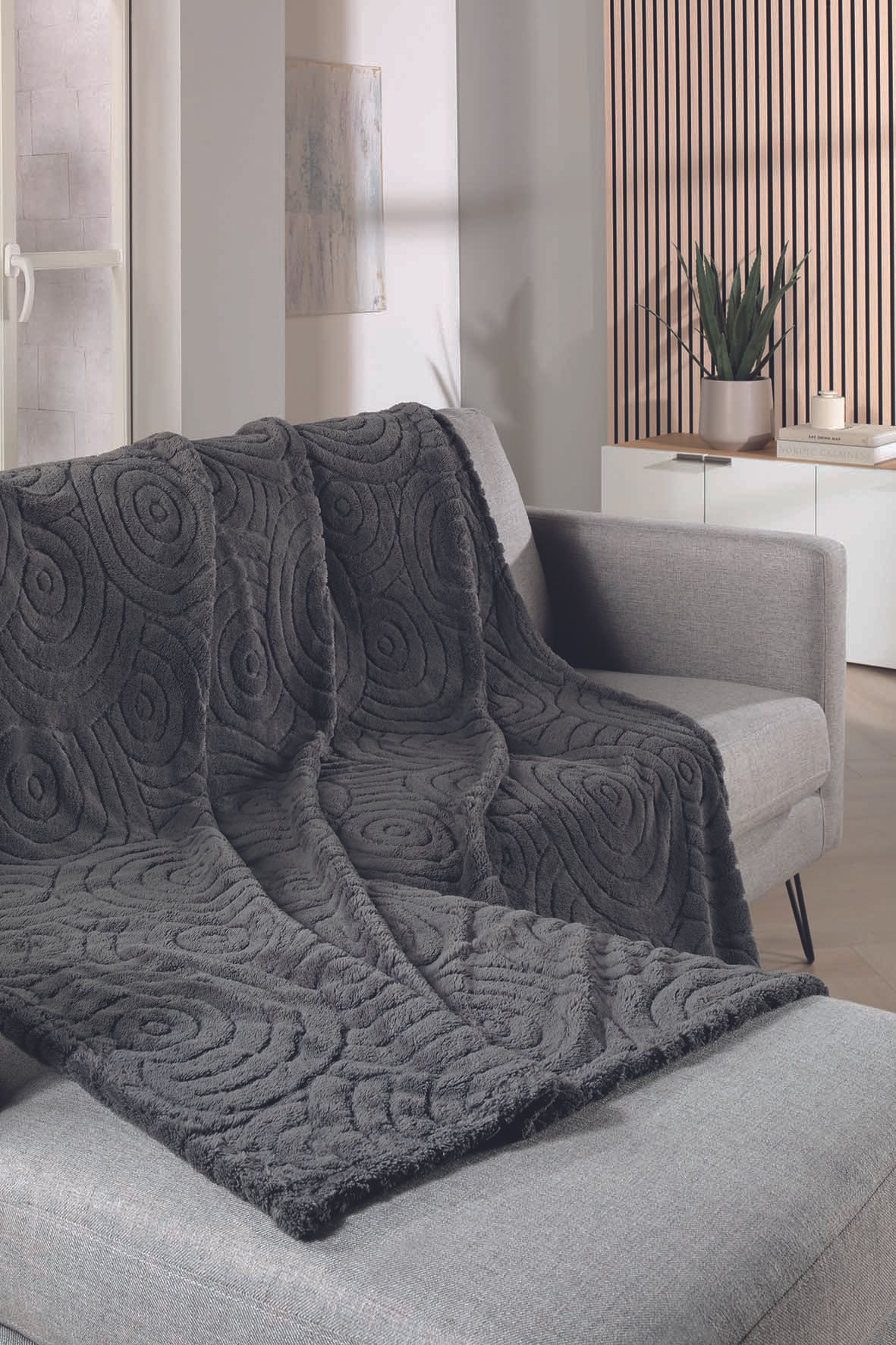 GÖZZE Jacquard Decke "FARO" Wohndecke Kuscheldecke 150x200cm weich warm