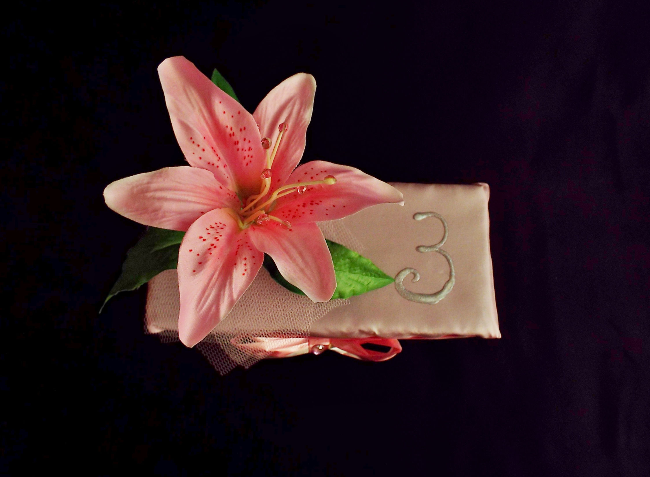 "...Ethereal Beauty's large centerpiece!"