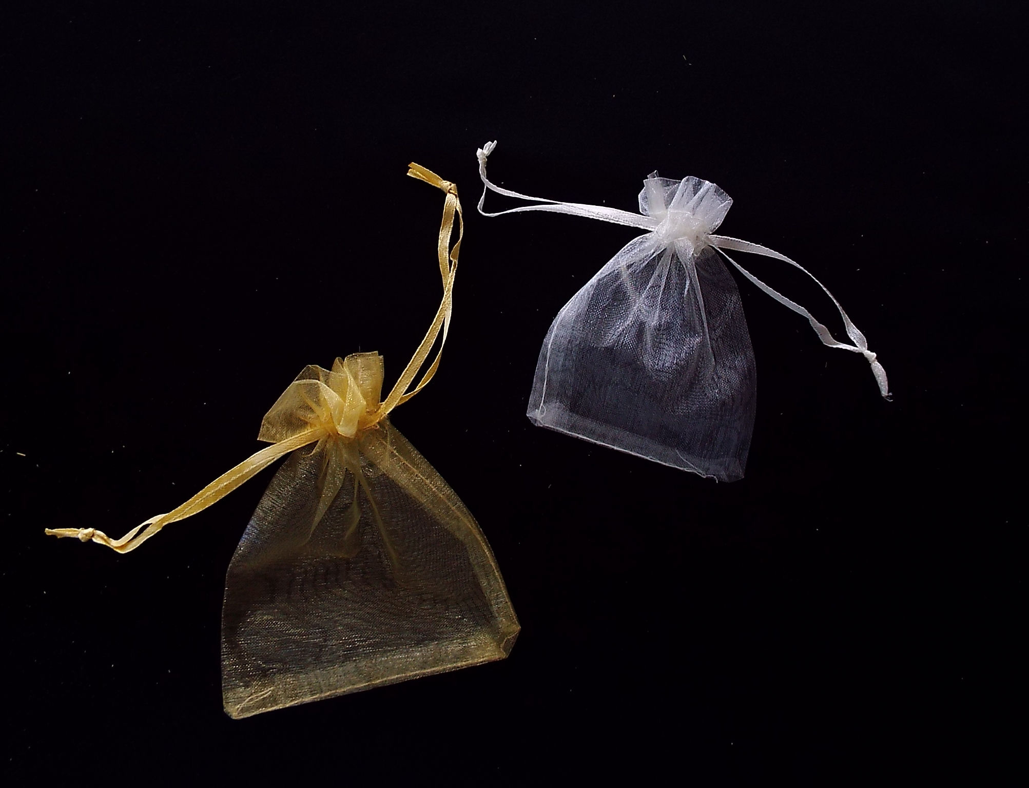 "...Pearls of Love - Organza Pouch!"