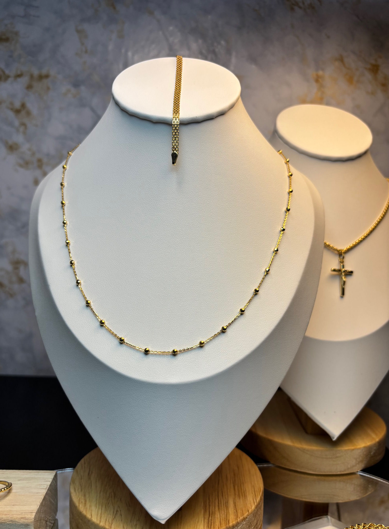 Cadena con pepitas 18k