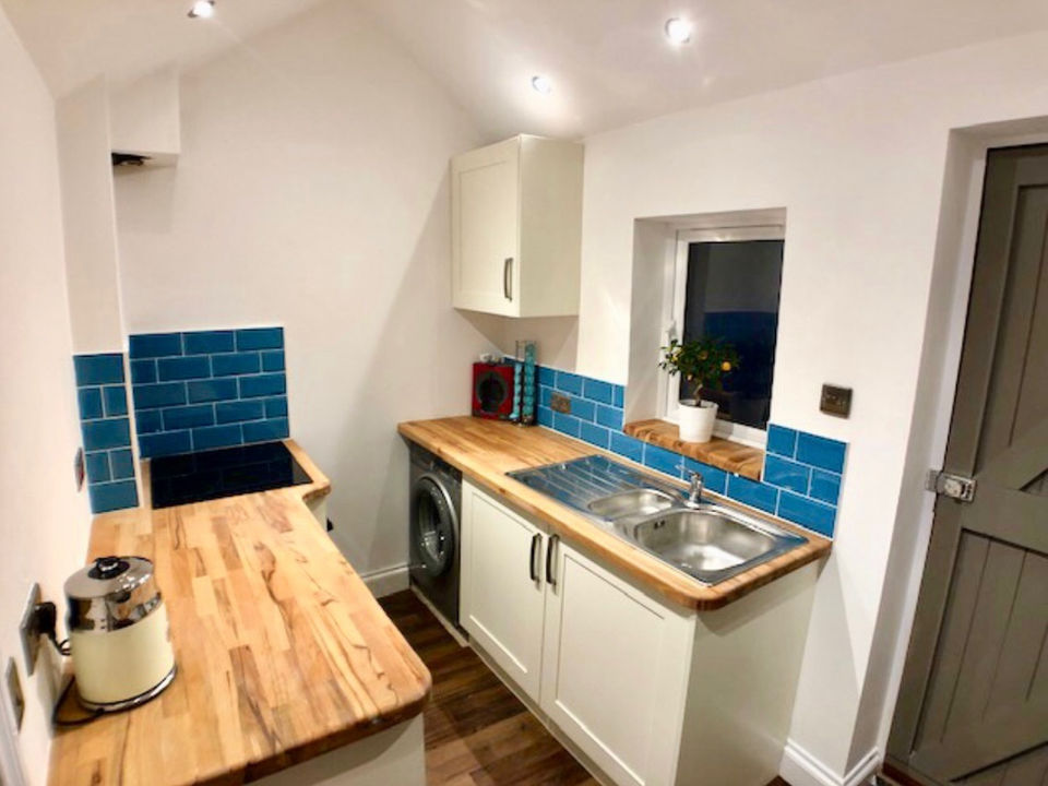 Small Kitchen in Outbuilding