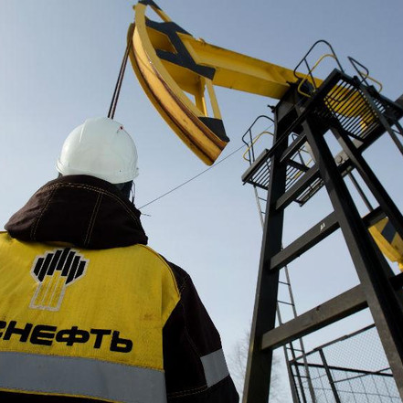 РОСНЕФТЬ СОКРАТИТ НЕФТЕДОБЫЧУ НА 10% В 2 ЭТАПА
