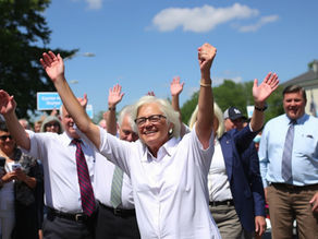 Benefits of using the Unite Us program for Politicians and Merchants