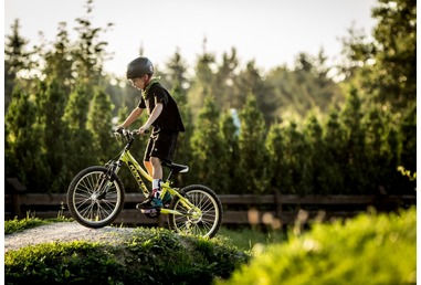 Thumbnail: Kellys Kiter 70 24 - საბავშვო ველოსიპედი