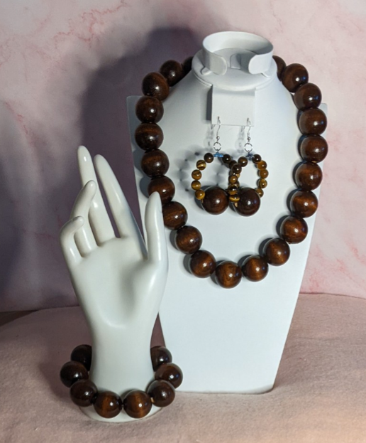 Ensemble de grosses perles en bois