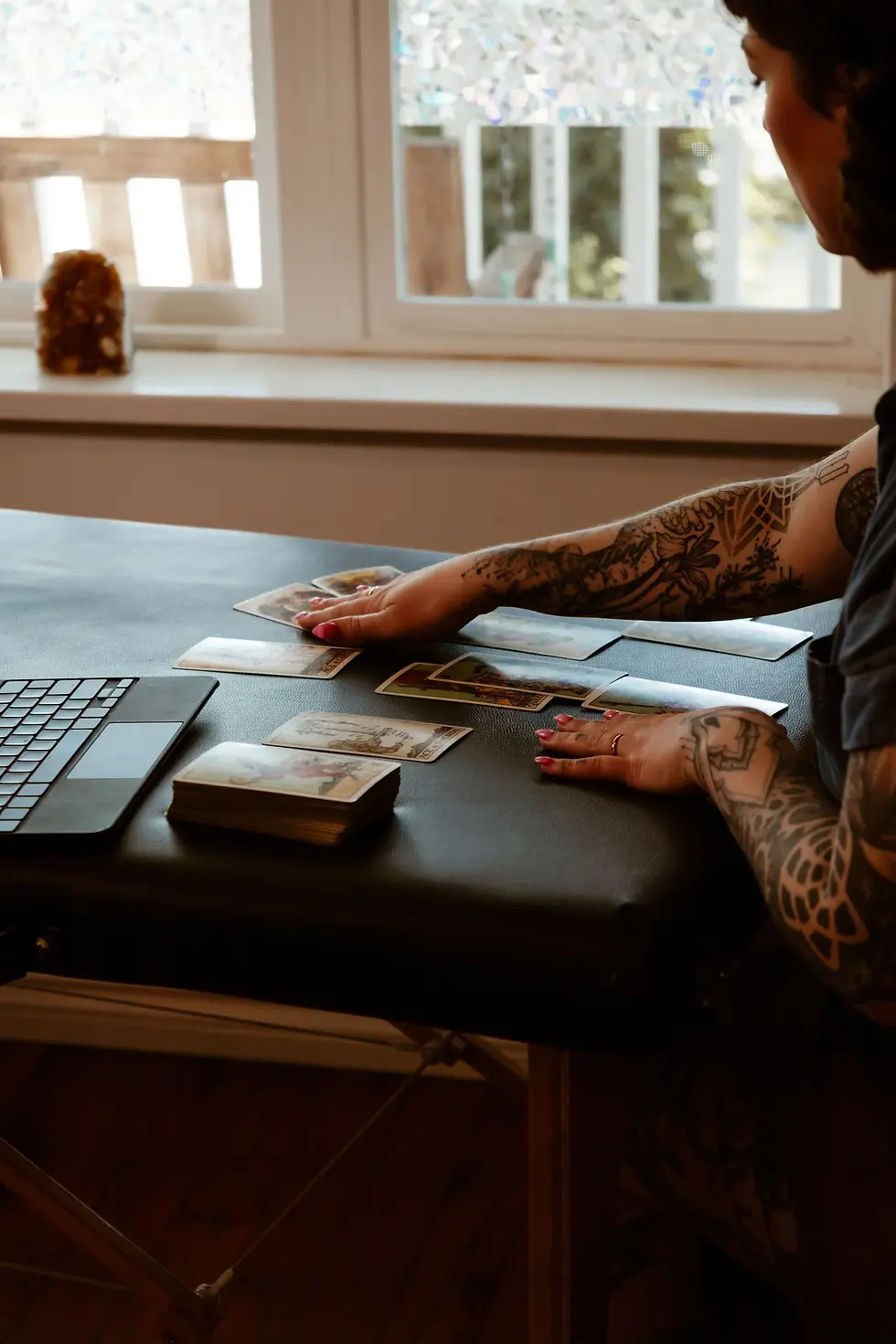 FAQ-Online-Tarot-Reading.webp