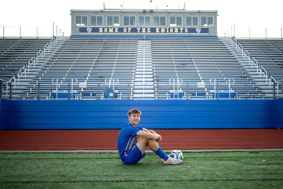 Blending two popular shooting styles for High School Senior Guy Portraits | SAINT Michael, MN