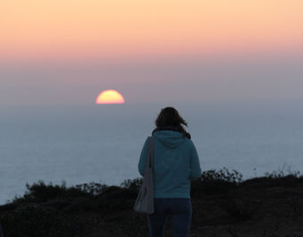 While we hike our way to see the star, the Sun is gently setting on the ocean