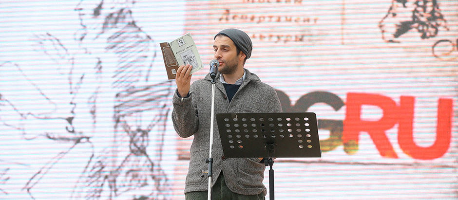 Приказано выплыть