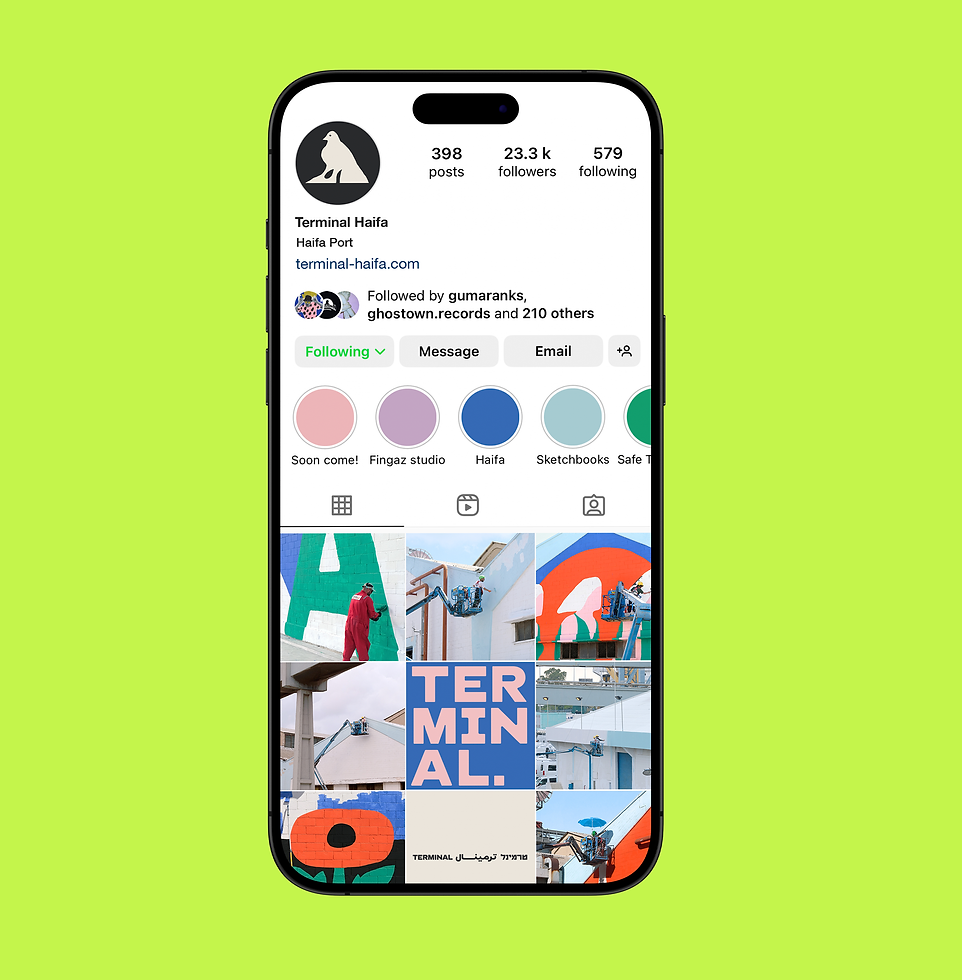 iphone-15-pro-mockup-v2-top-view.png