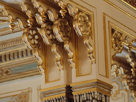 From majestic ceilings to bespoke interiors, Goldleafing has become the ultimate symbol of luxury design. MIDAS TOUCH by Shehzad Khan creates extraordinary architectural masterpieces through world-class Gold Leaf Gilding Art.