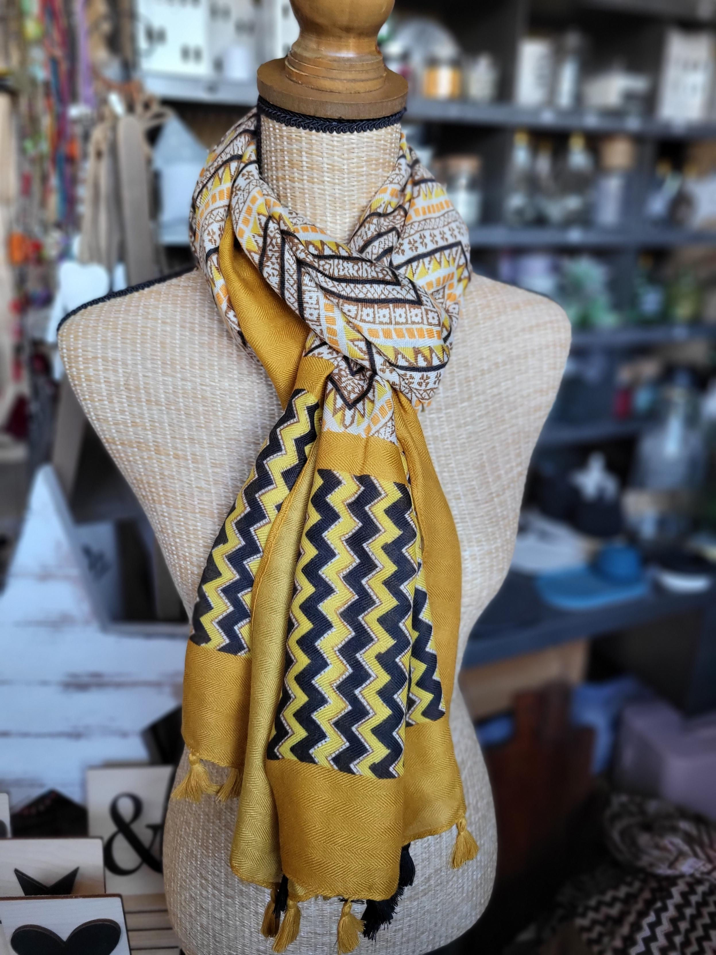 Foulard jaune