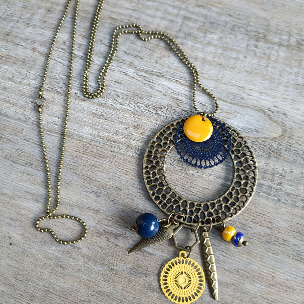 Collier sequin et pendant couleur bronze