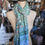 Miniature : Foulard fleuri vert pompons