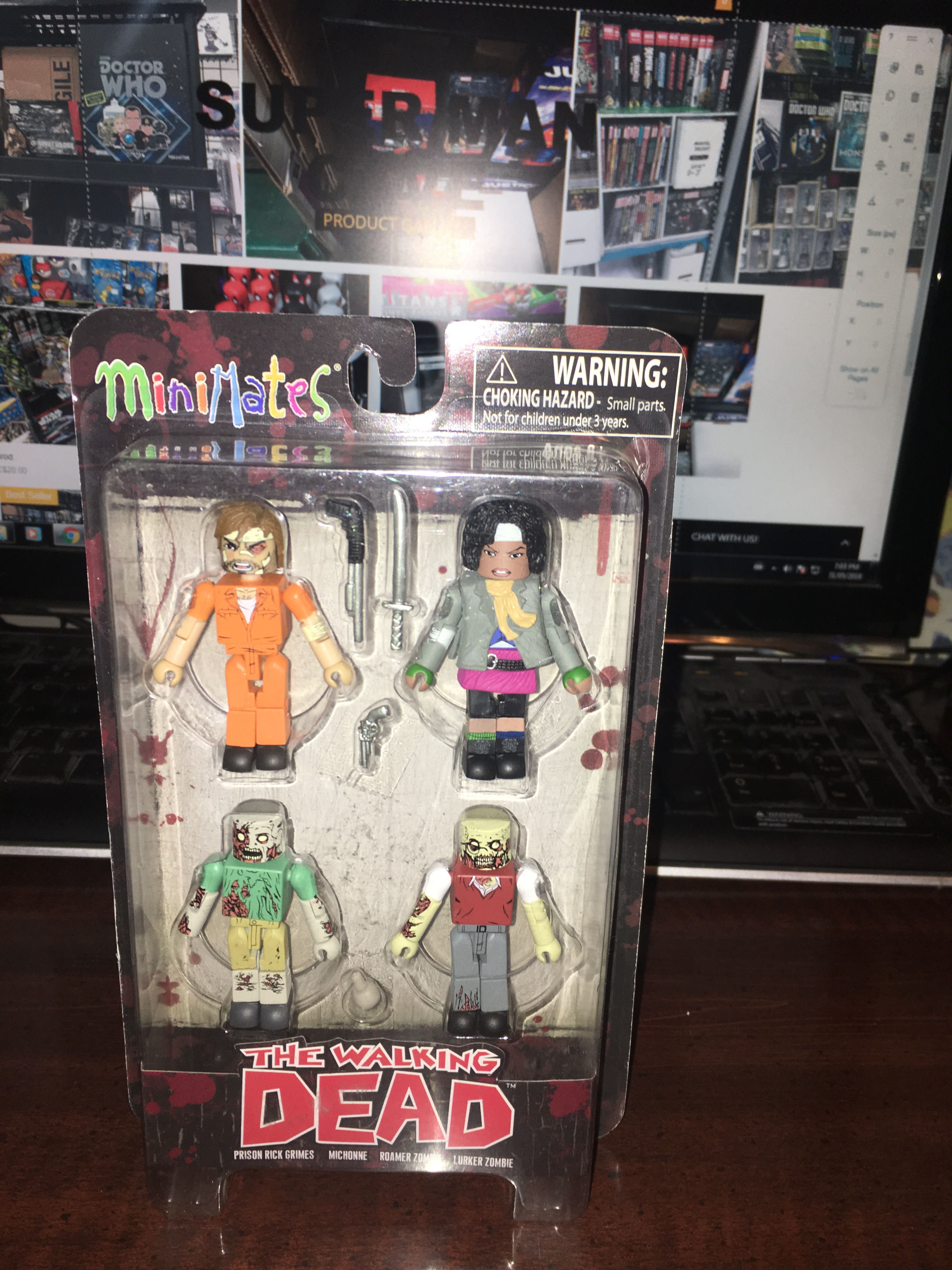 WALKING DEAD MINIMATES 4PK RICK/MICHONNE/ LURKER AND ROAMER ZOMBIE