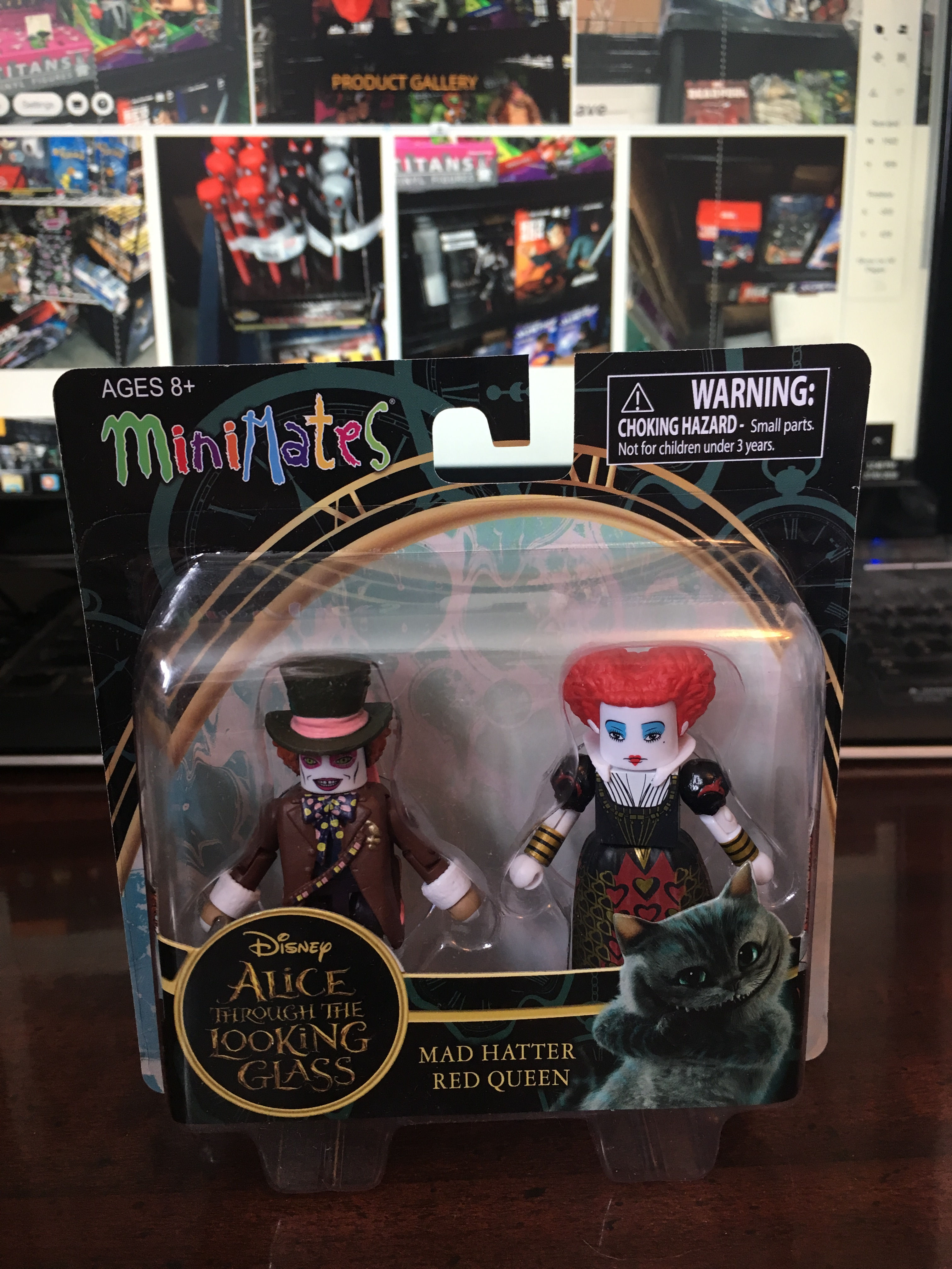 THROUGH THE LOOKING GLASS MAD HATTER & RED QUEEN MINIMATES 2PK