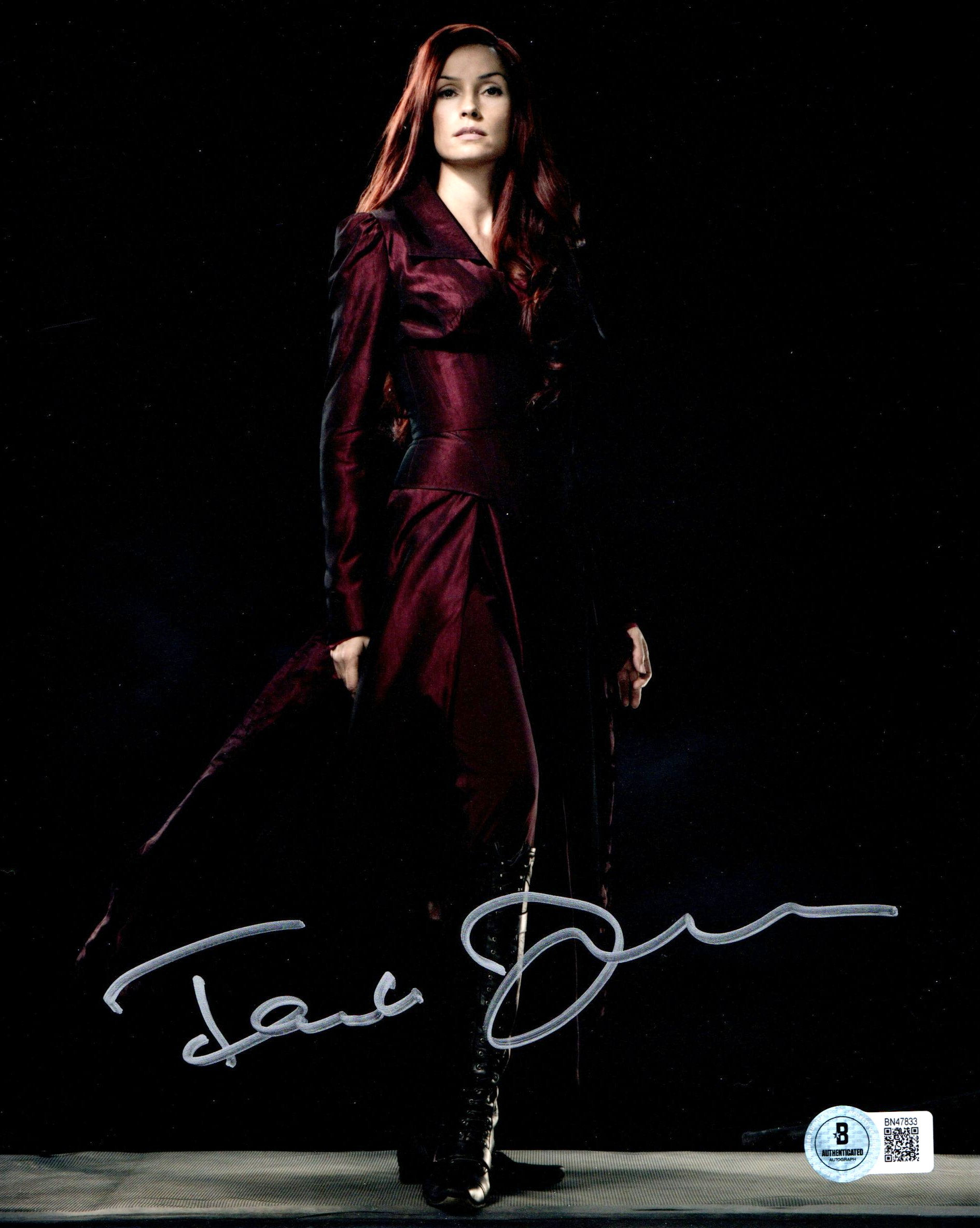 Famke Janssen - Jean Grey X Men | Beckett Authenticated