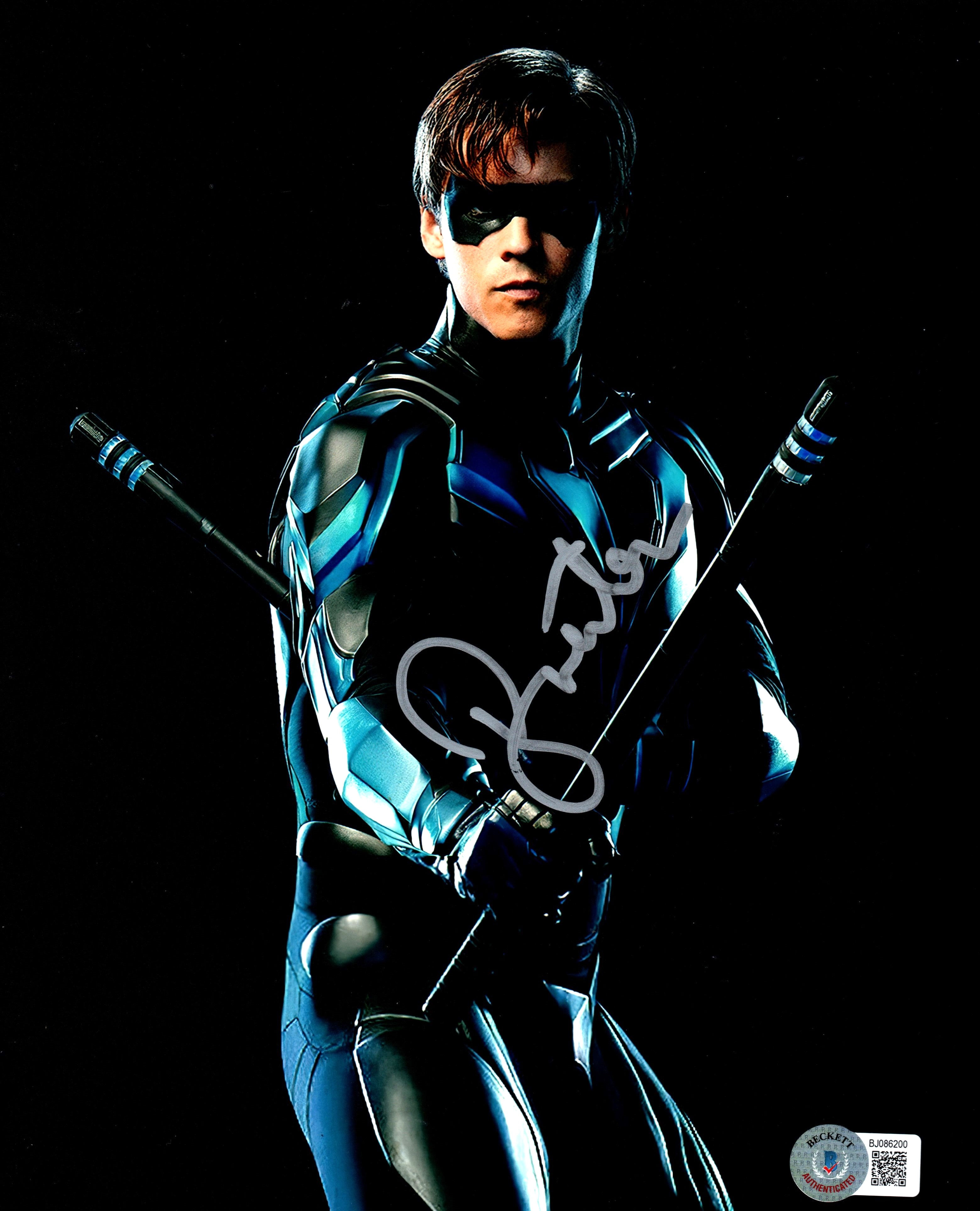 Brenton Thwaites - Nightwing | Beckett Authenticated