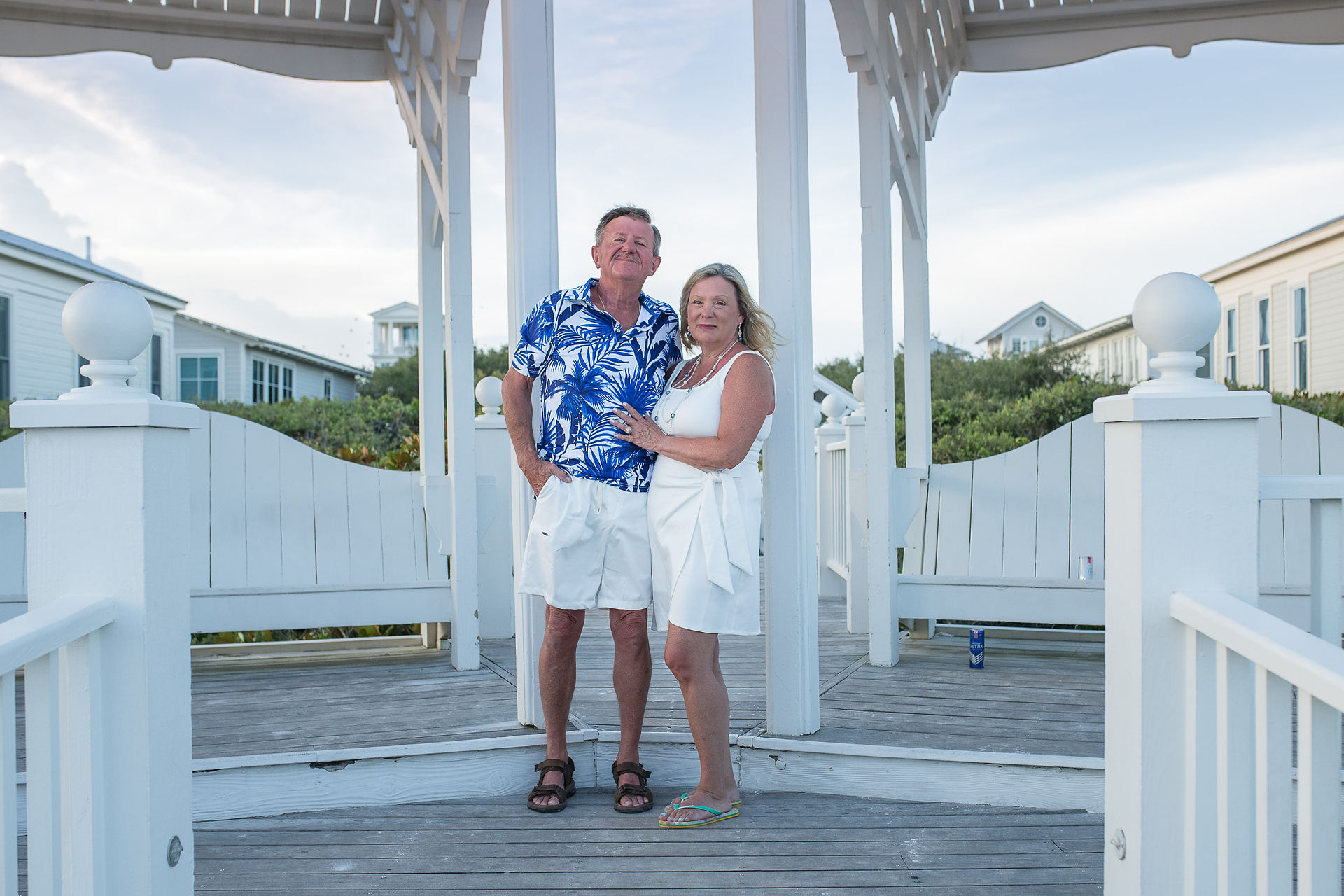 How can you ensure your family vacation is unforgettable? A Photographer in Seaside is the perfect choice.