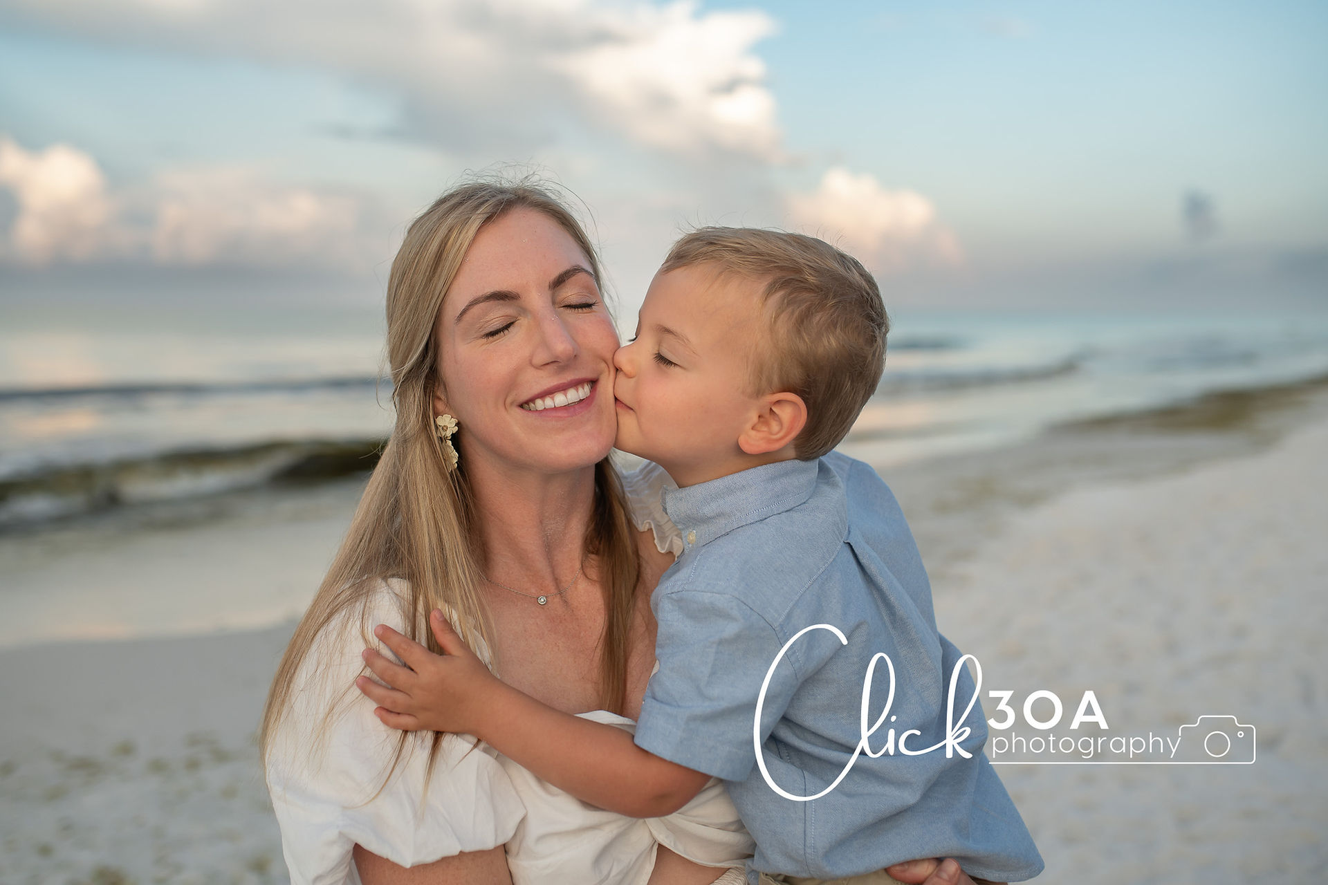 Every cherished moment captured by your 30A photographer is yours to keep, forever. Digital files are included.