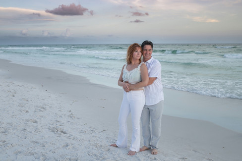 Is your extended family vacation too big for a quick session? How can a 30A Photographer deliver?