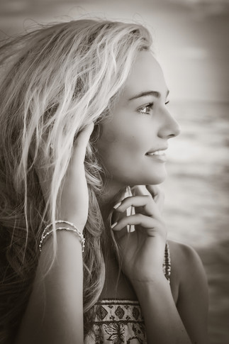 Elegant and Modern Alys Beach Senior Portraits for Class of 2026