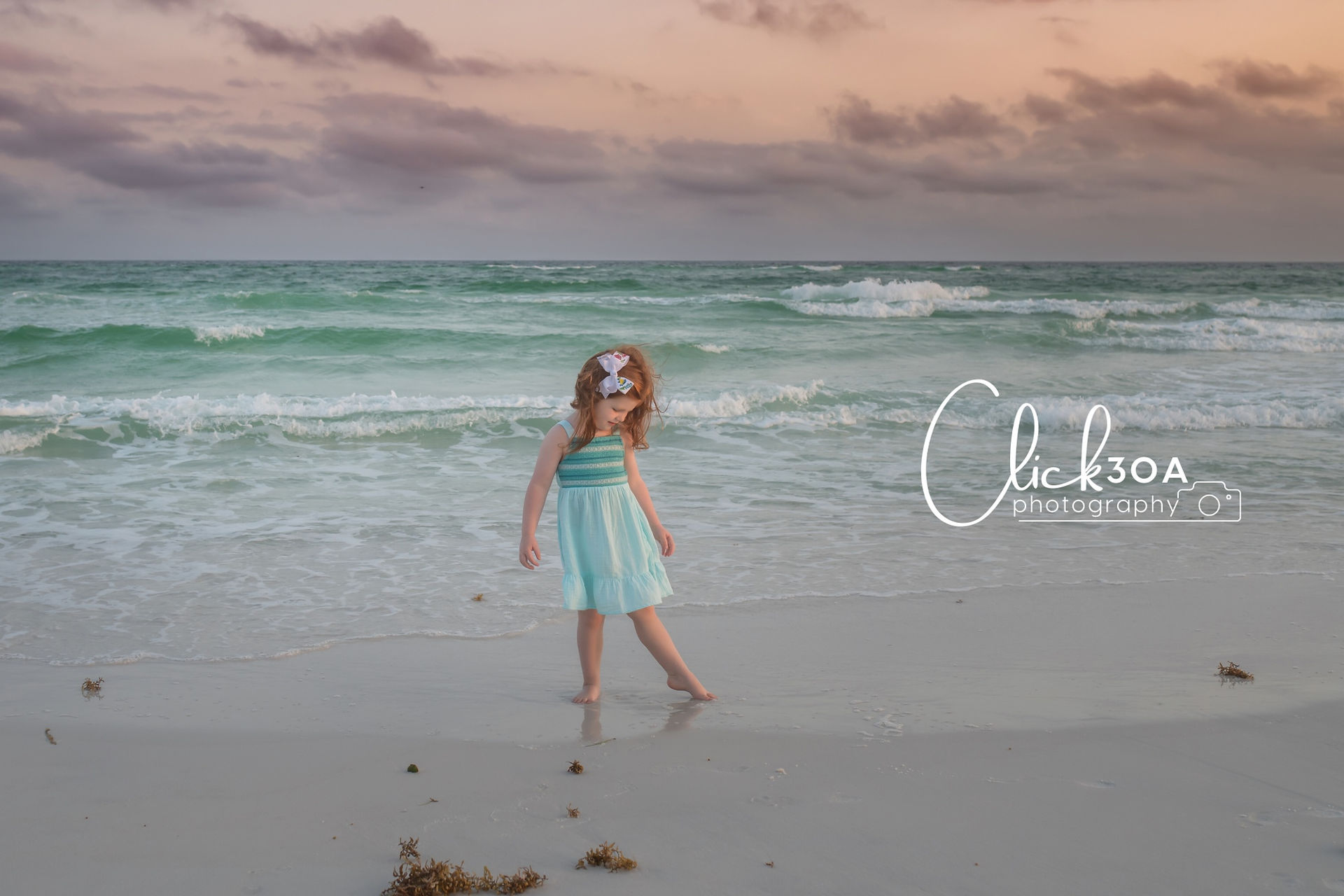 30a mini sessions on the beach at sunset