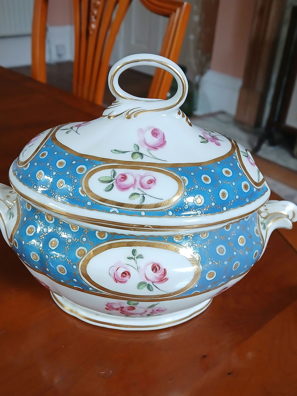 Thumbnail: Chelsea Derby Duke of Northumberland Service Tureen