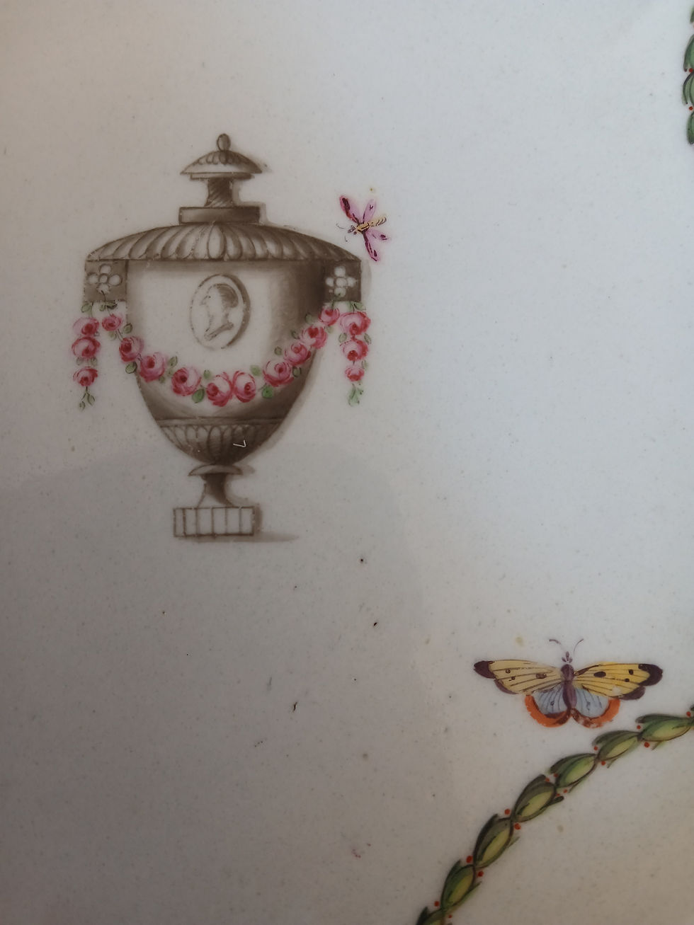 Thumbnail: Chelsea Plate with Central Urn & Butterflies
